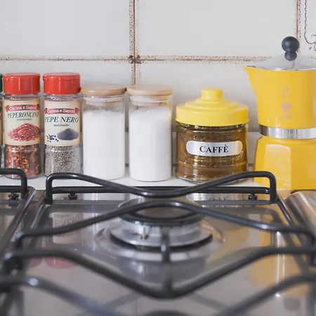 2-bedroom In With Free Parking And Air Conditioning *