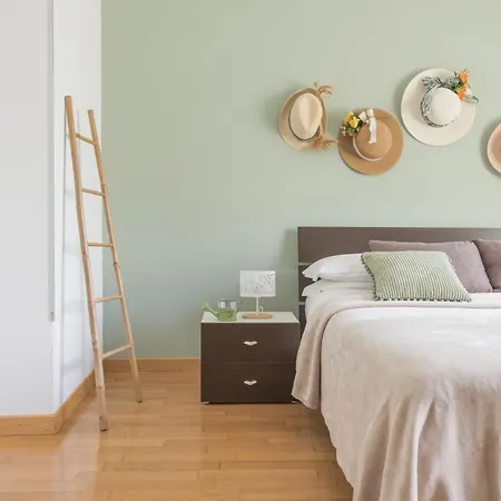 Appartement 2-bedroom In With Free Parking And Air Conditioning *